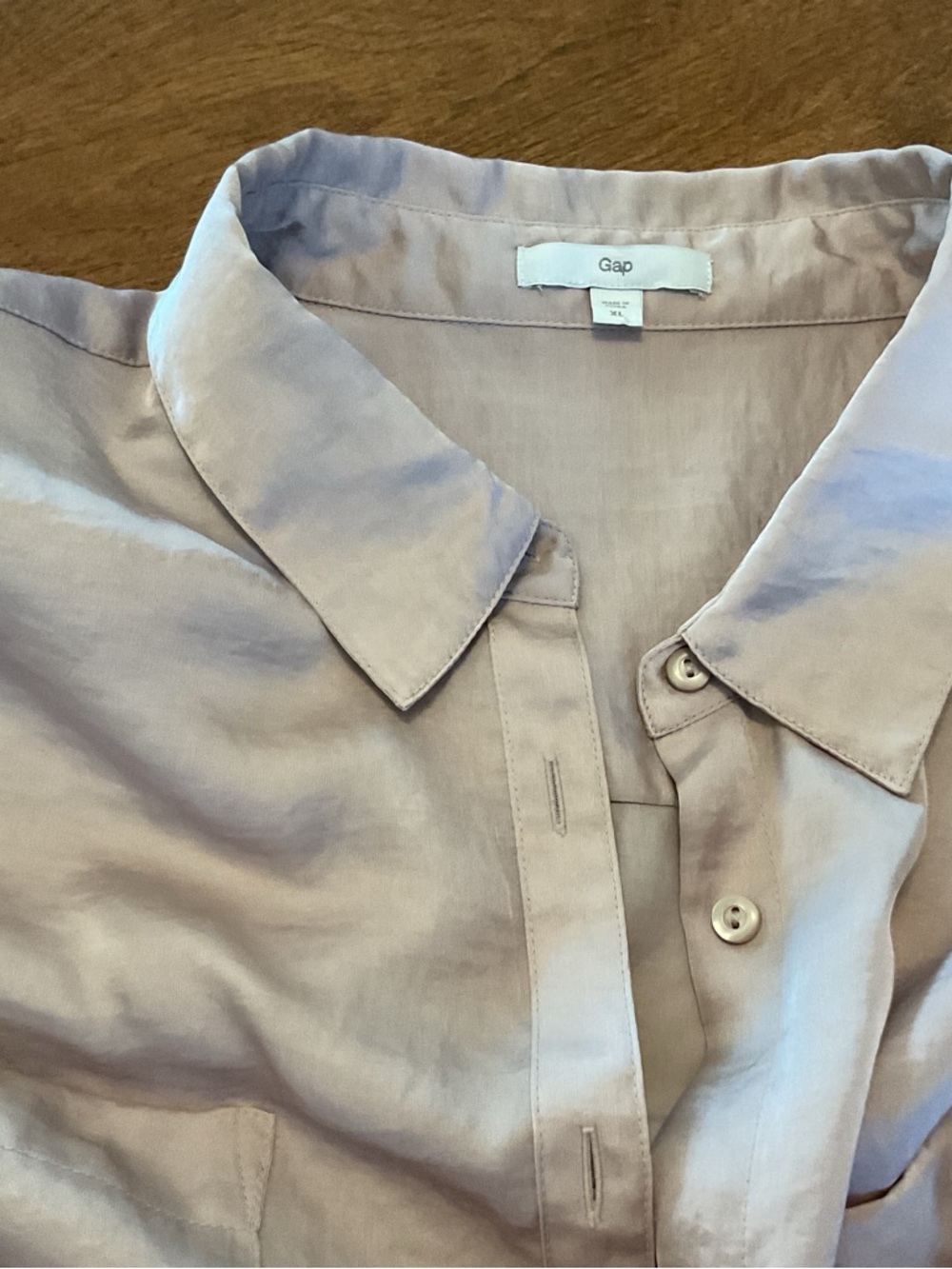 GAP Ladies Satin Button Down Shirt